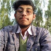 Docente imparte clases en el área de humanidades (Niveles escolares de primaria, secundaria y educación universitaria)